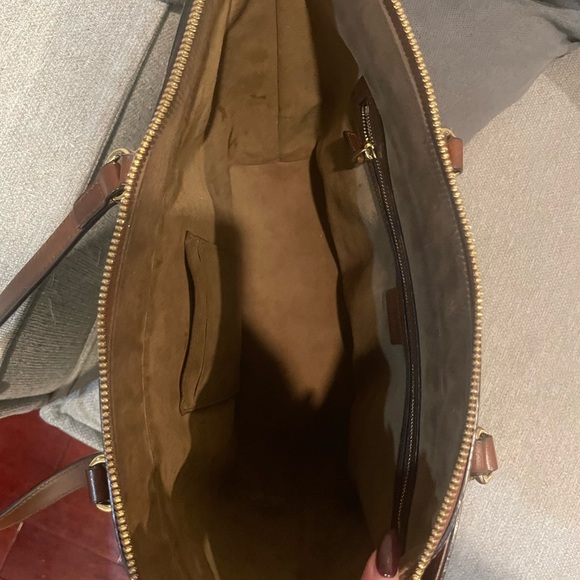 Gucci GG Supreme Canvas Tote 💯 Authentic - Picture 3 of 3